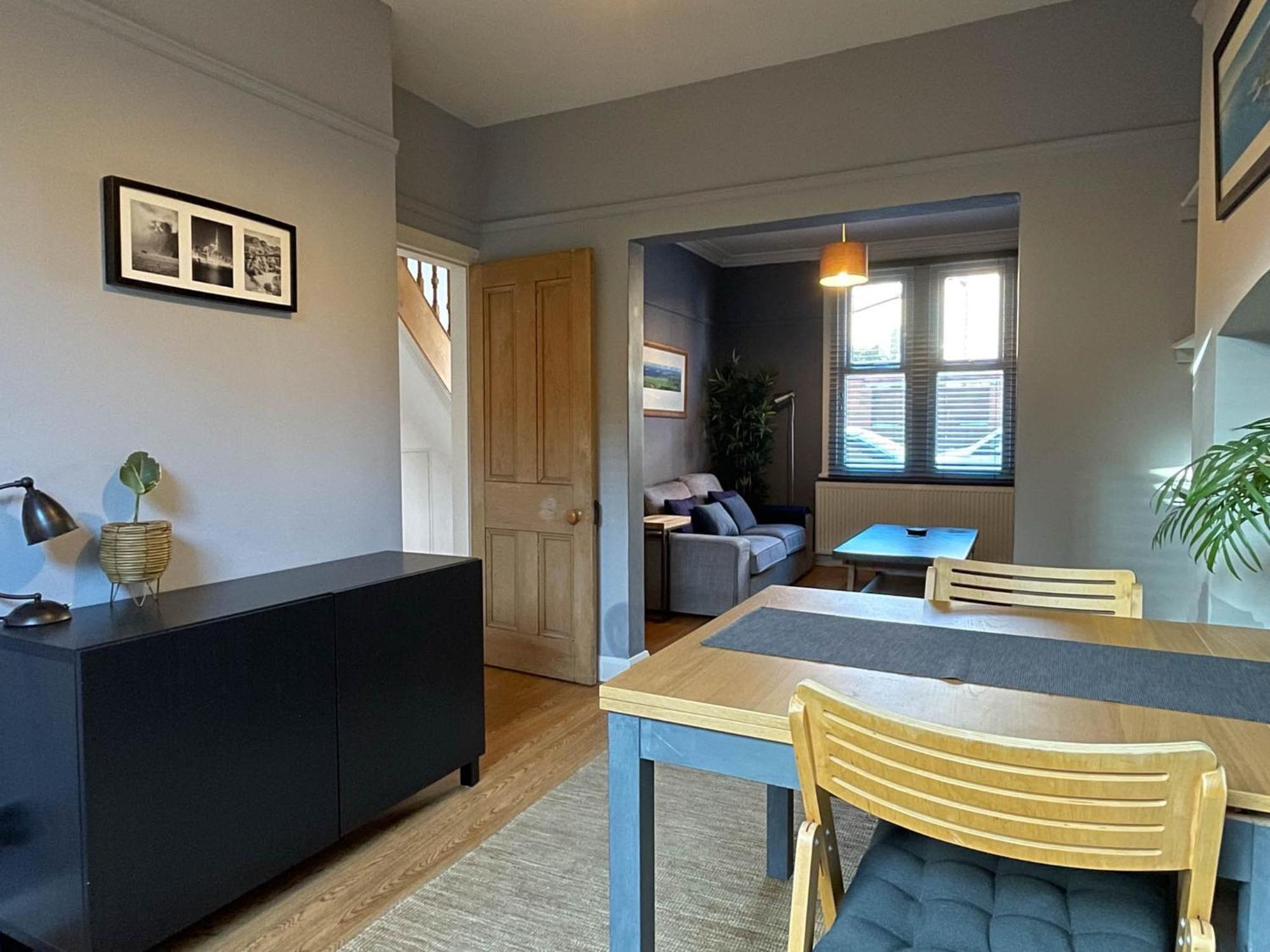 Townhouse In Trendy Suburb Of Hoole Apartamento Chester Exterior foto