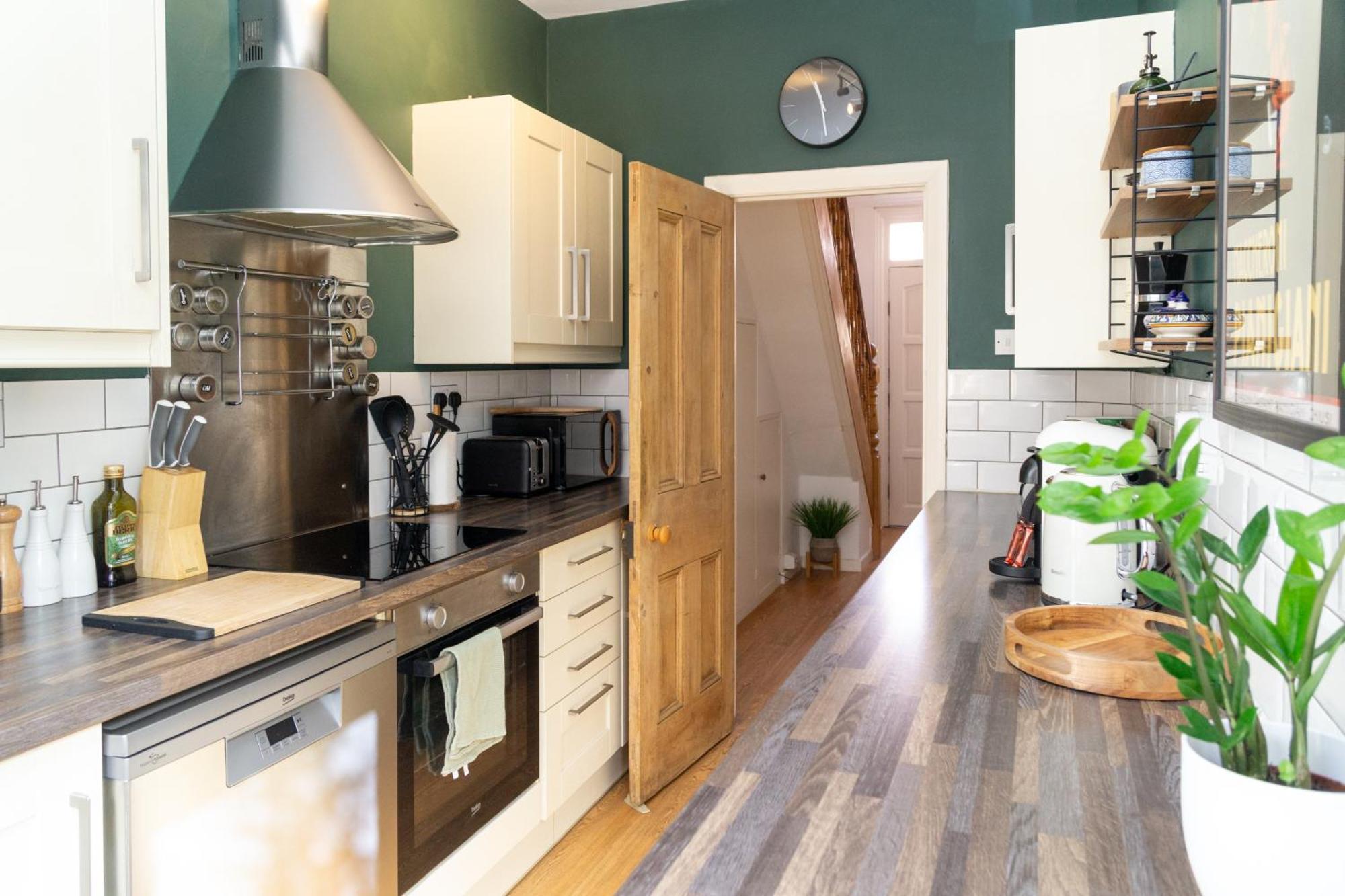 Townhouse In Trendy Suburb Of Hoole Apartamento Chester Exterior foto